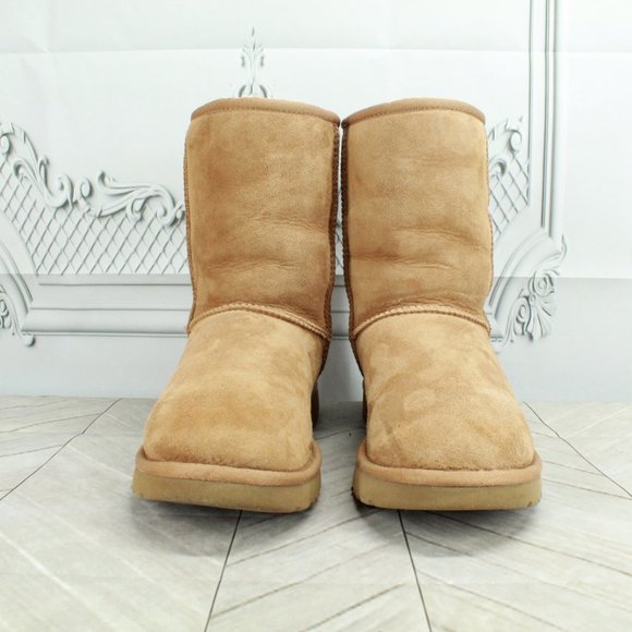 UGG Classic Short II Chestnut Suede Shearling Lined Winter Boots Size 8 - Picture 4 of 9